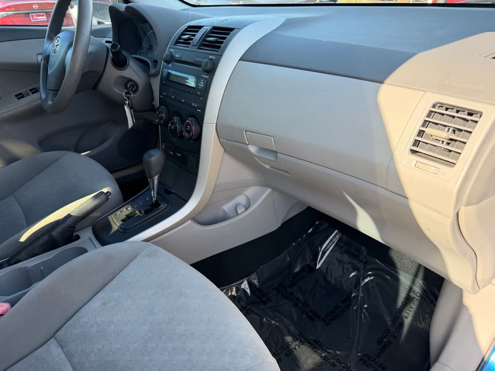 Used 2009 Toyota Corolla LE FWD image 10