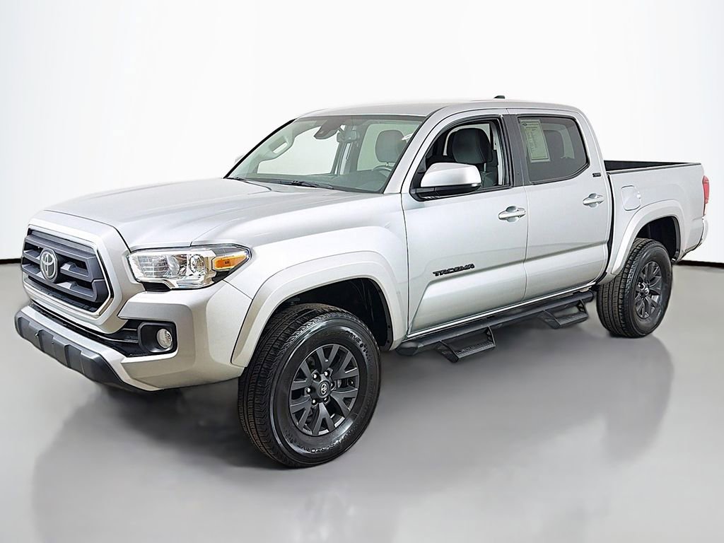 Used 2023 Toyota Tacoma SR5 RWD image 5
