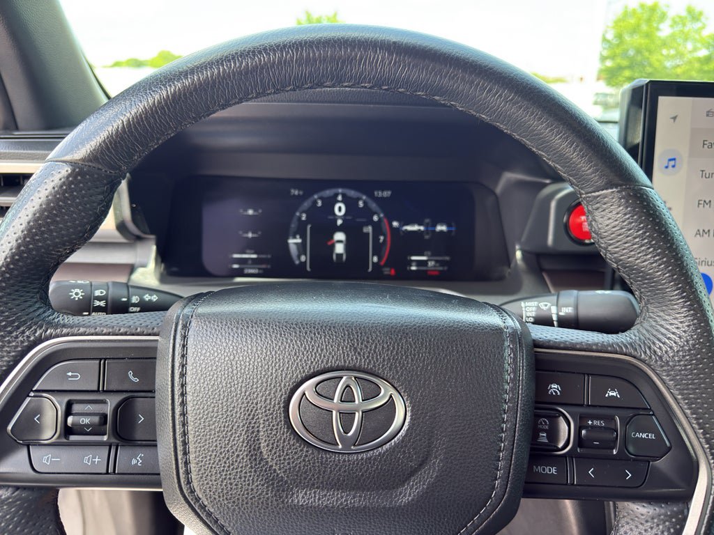 Used 2024 Toyota Tacoma TRD Off-Road AWD/4WD image 20
