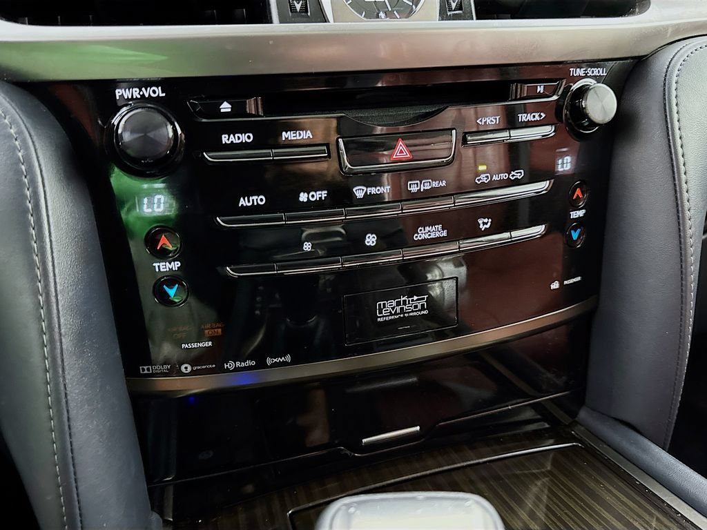 Used 2018 Lexus LX 570 4WD w/ Luxury Package image 31