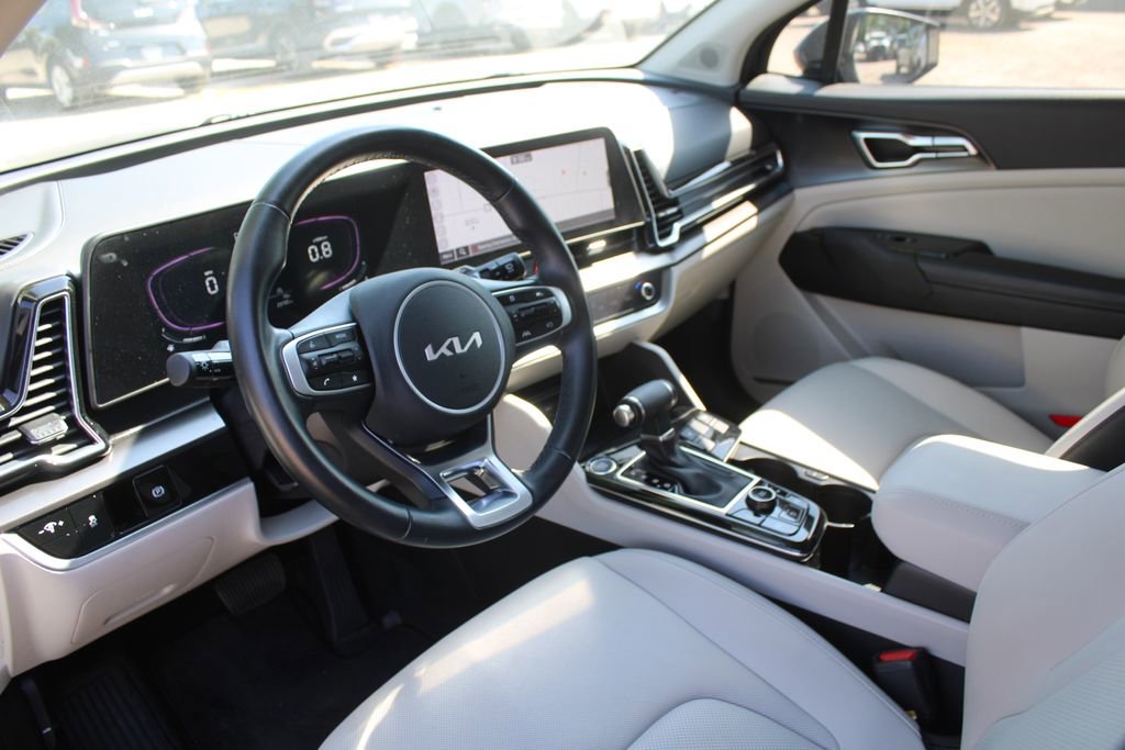 Used 2024 Kia Sportage EX image 20