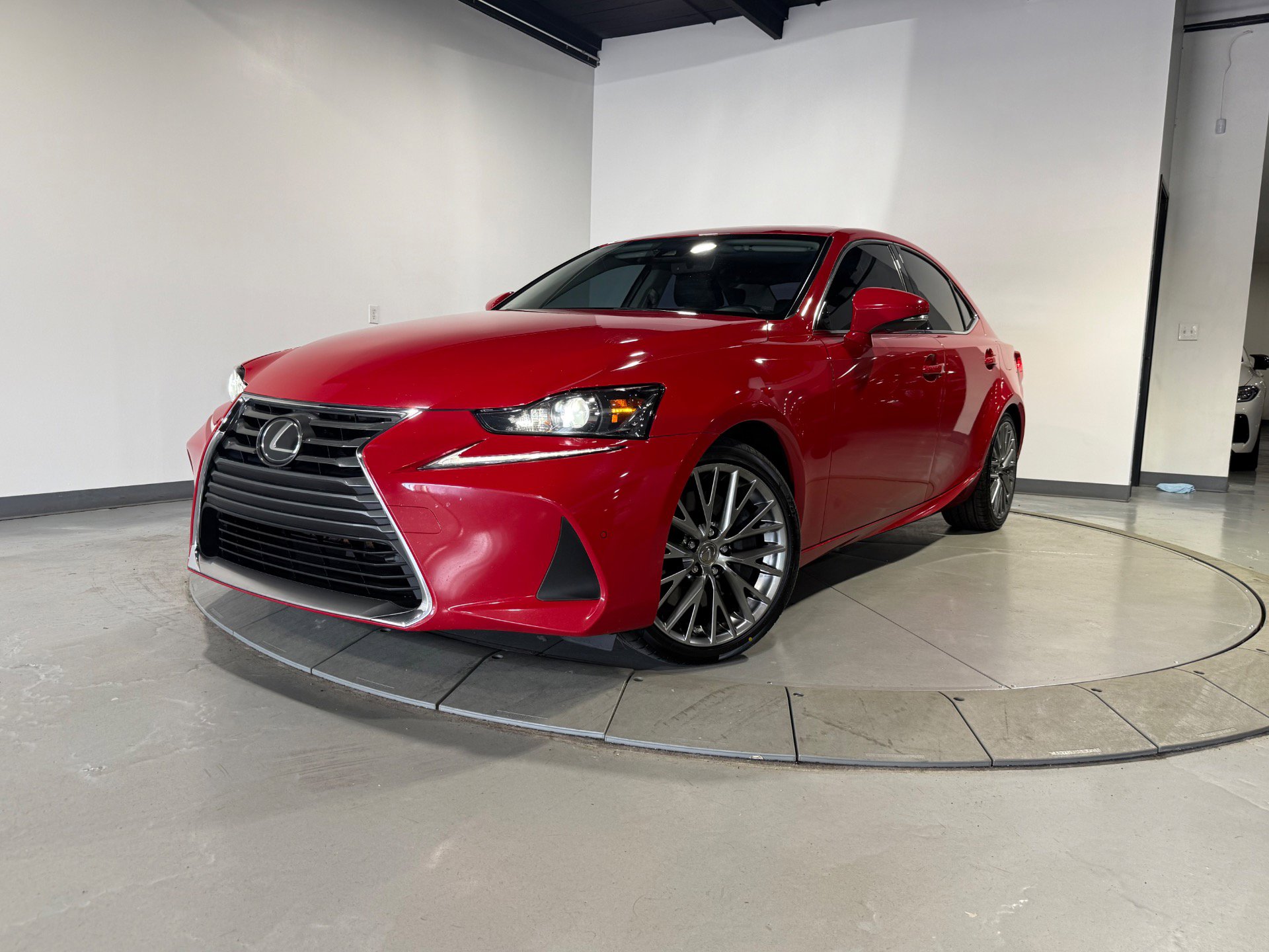 Used 2018 Lexus IS 300 AWD w/ Comfort Package image 3