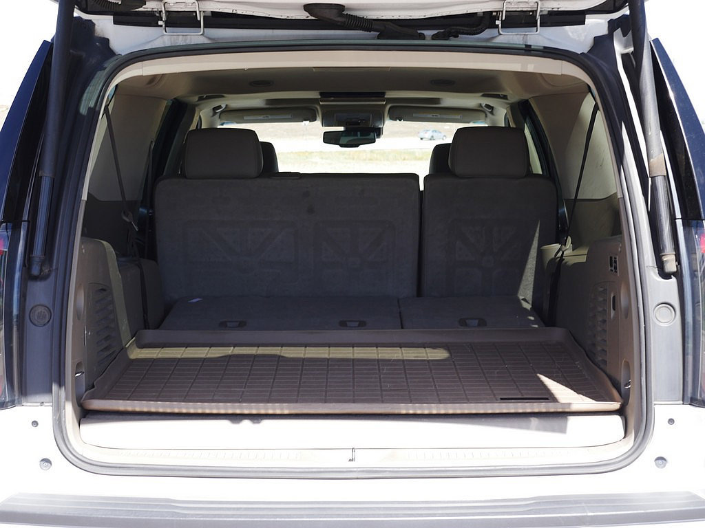 Used 2019 GMC Yukon XL SLT w/ Open Road Package AWD/4WD image 62