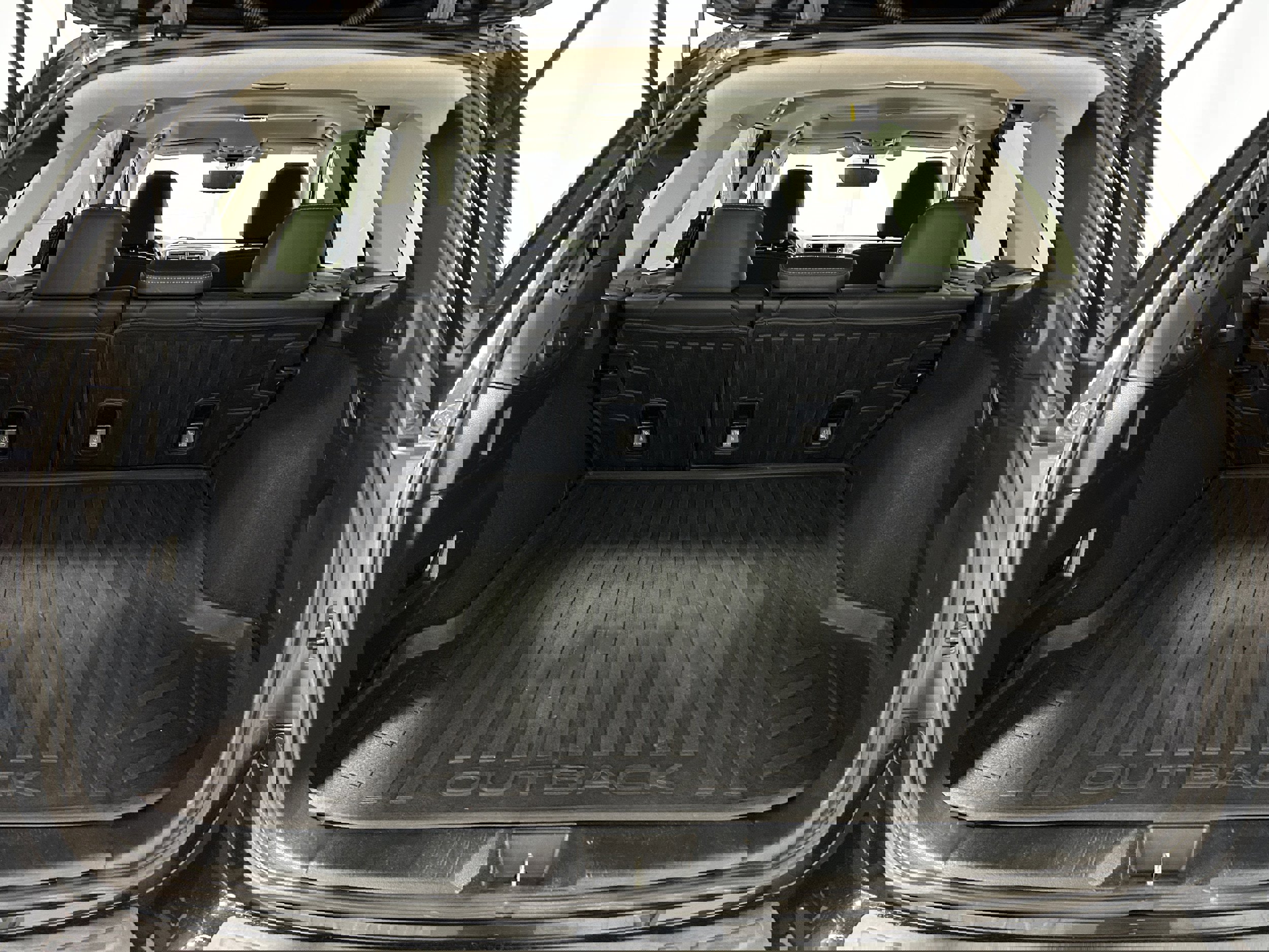 Used 2019 Subaru Outback 2.5i Limited w/ Popular Package #2 image 33