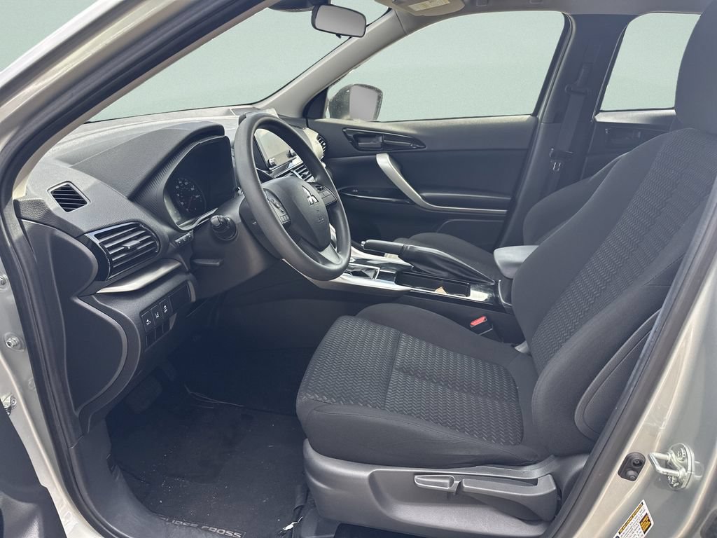 Used 2025 Mitsubishi Eclipse Cross LE AWD/4WD image 10