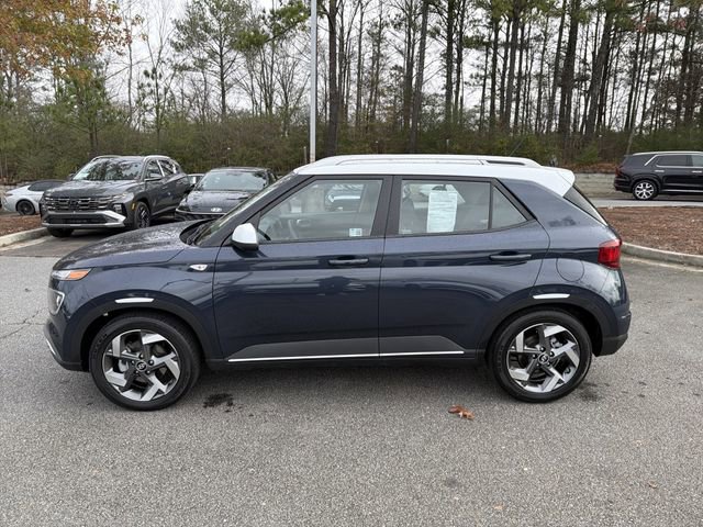 Used 2025 Hyundai Venue Limited FWD image 4