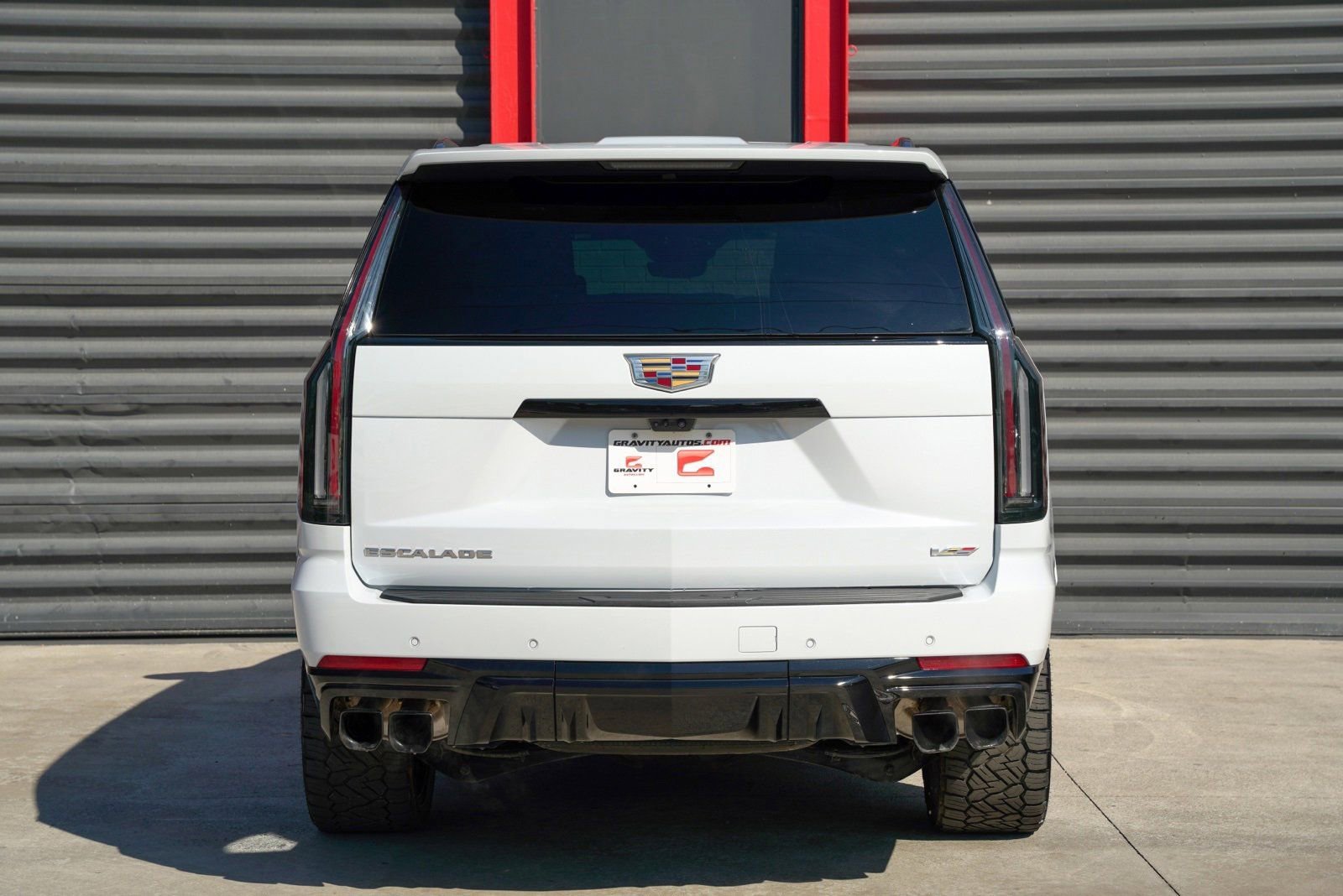 Used 2026 Cadillac Escalade V w/ LPO, ONYX Package image 8