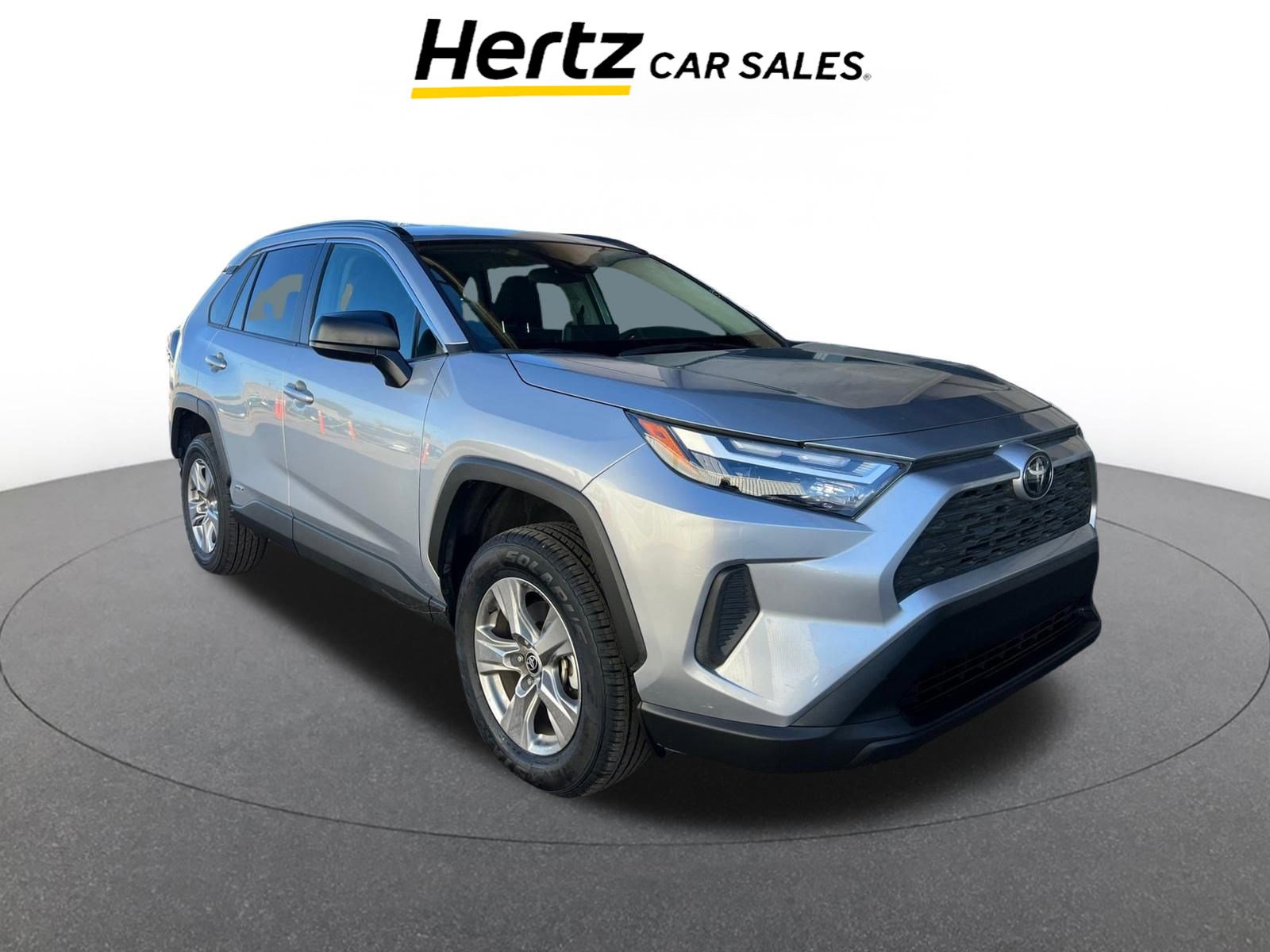 Used 2025 Toyota RAV4 LE video 1