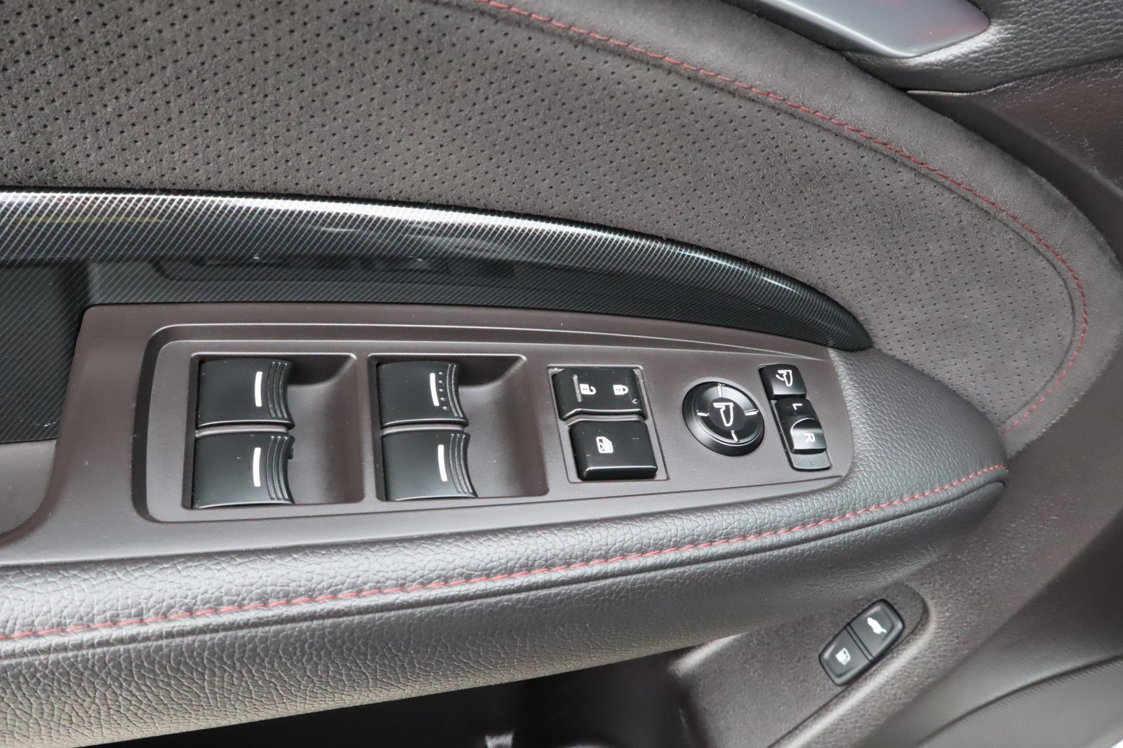 Used 2020 Acura MDX w/ Technology Package AWD/4WD image 19