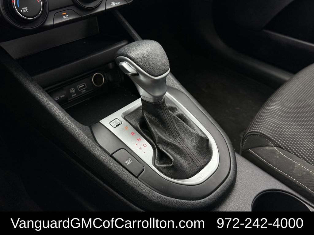 Used 2020 Kia Forte LXS FWD image 19