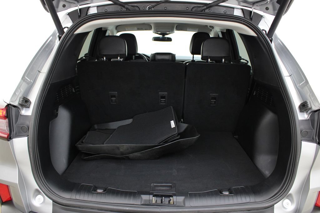 Used 2023 Ford Escape SE FWD image 29