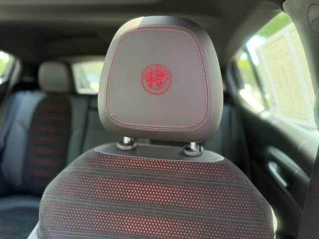 Used 2024 Alfa Romeo Tonale Veloce w/ Active Assist Package AWD/4WD image 12