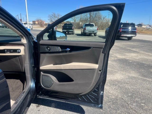 Used 2022 Lincoln Nautilus Reserve w/ Equipment Group 201A AWD/4WD image 20