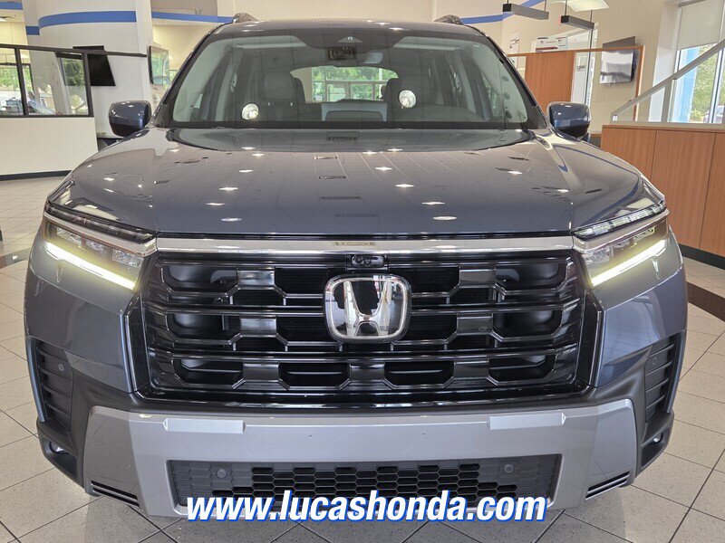 Used 2026 Honda Pilot Elite image 2