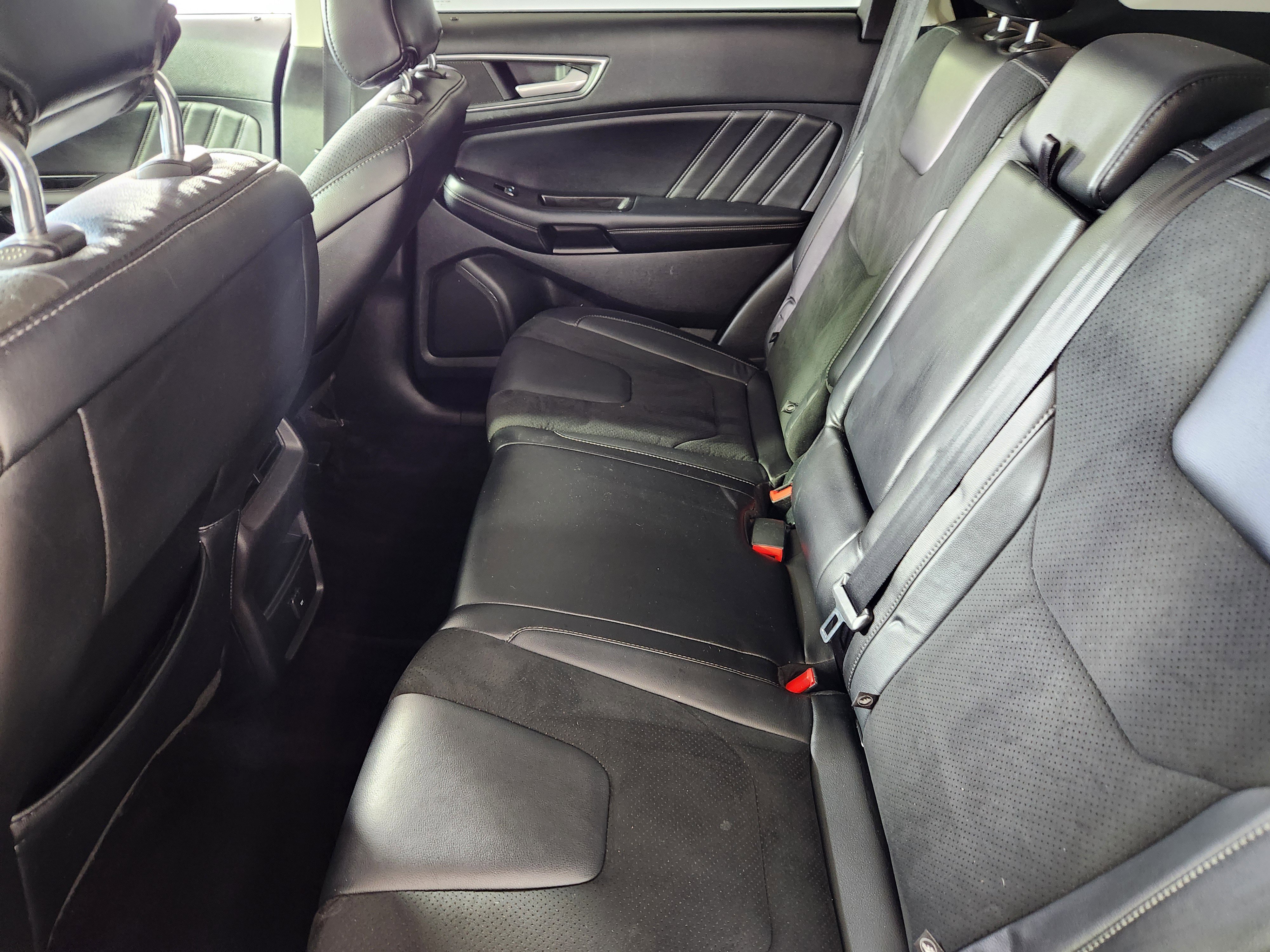 Used 2015 Ford Edge Sport image 14