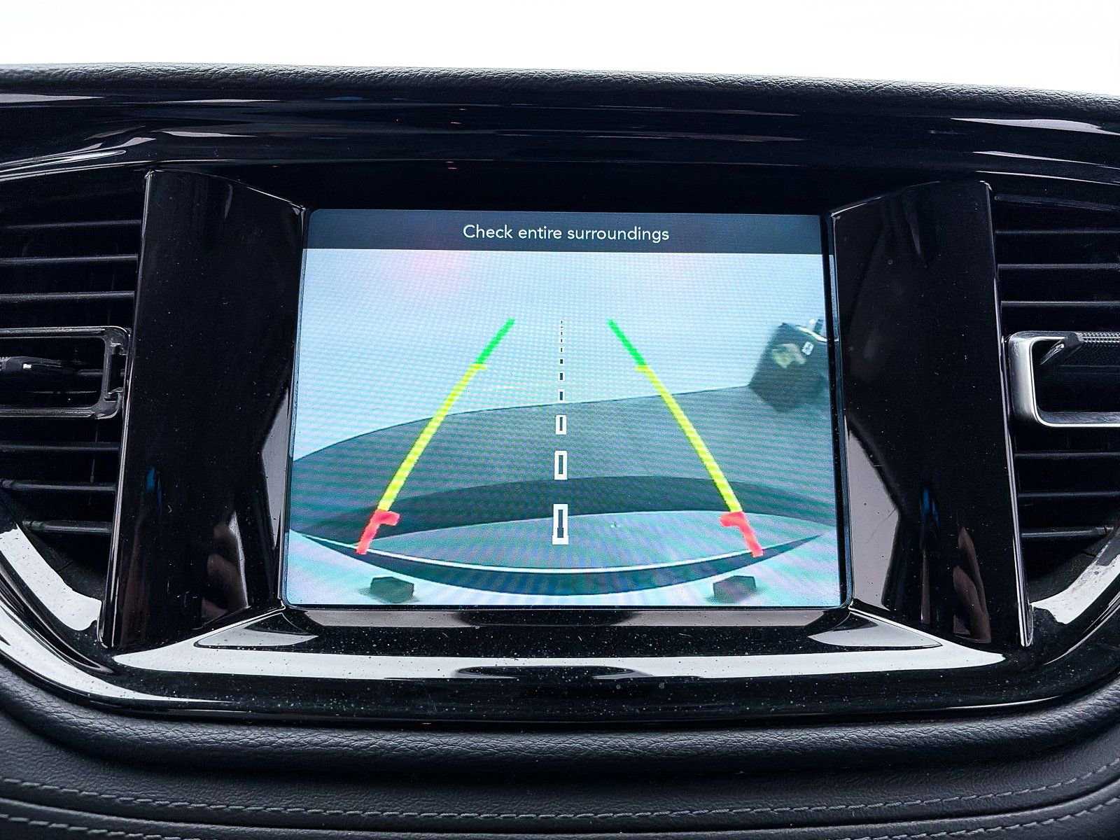 Used 2022 Dodge Durango SXT image 6