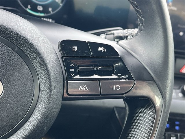 Certified 2025 Hyundai Elantra SEL image 21