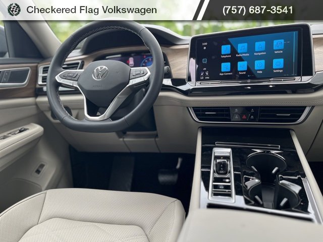 New 2025 Volkswagen Atlas SE image 5