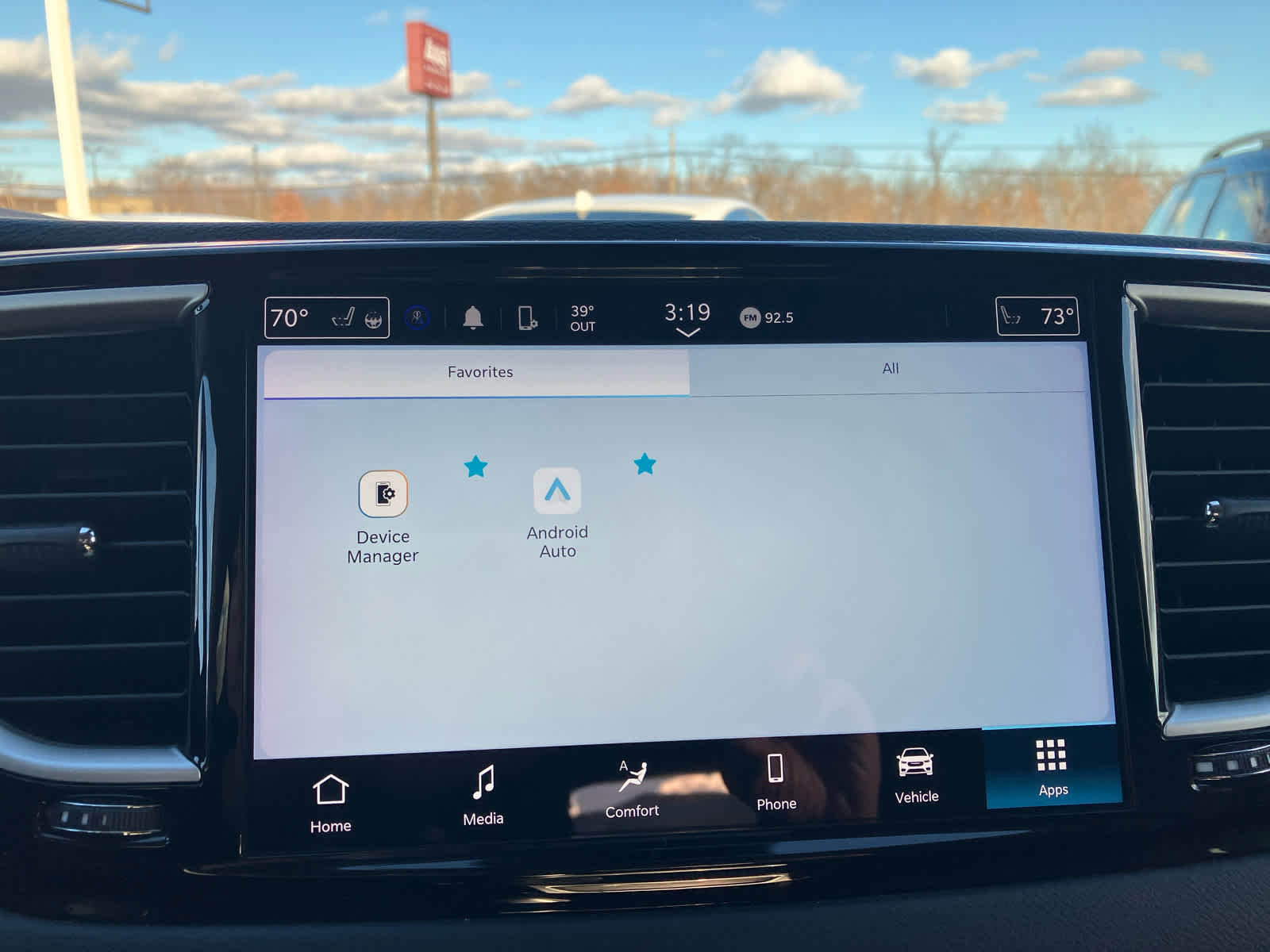 Used 2024 Chrysler Pacifica Touring-L image 23