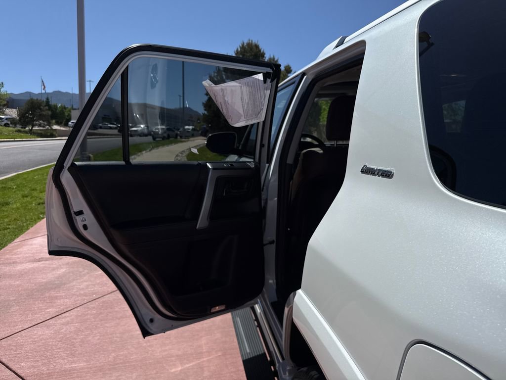 Used 2024 Toyota 4Runner Limited AWD/4WD image 20