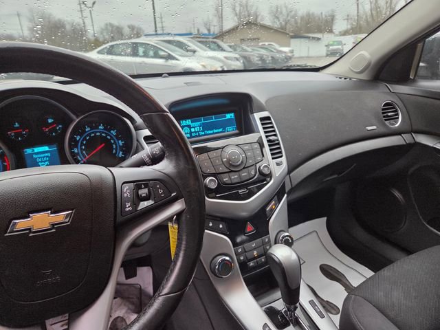 Used 2014 Chevrolet Cruze LT FWD image 19