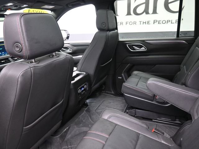 Used 2024 Chevrolet Suburban RST w/ Luxury Package image 25