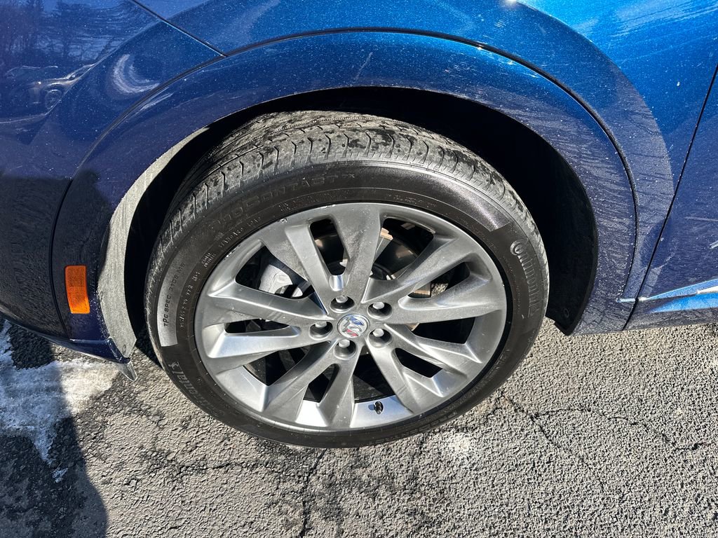 Used 2022 Buick Envision Avenir w/ Technology Package II video 2