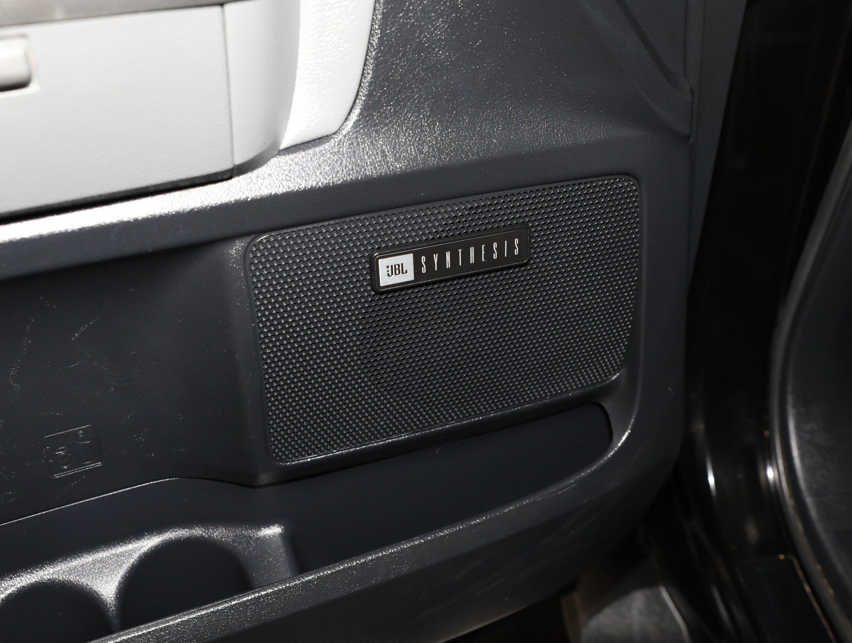 Used 2016 Toyota Sequoia Limited AWD/4WD image 54