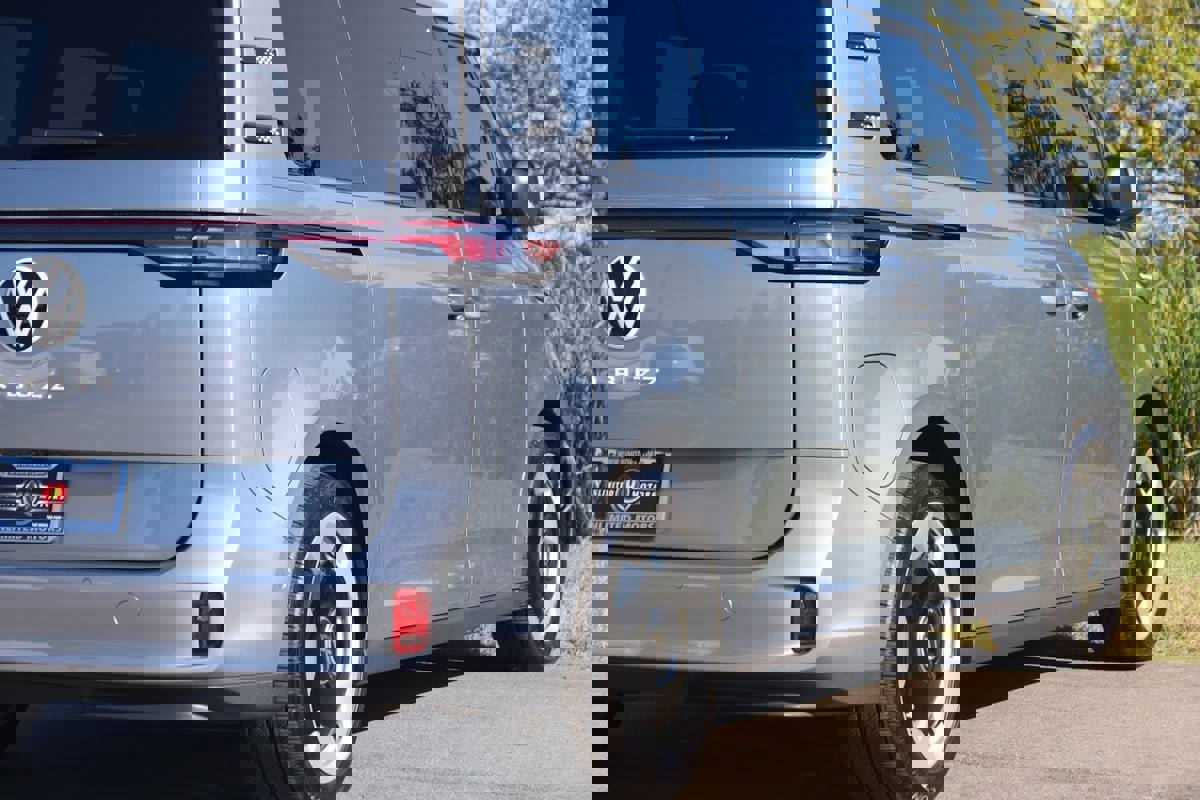 Used 2025 Volkswagen ID. Buzz Pro S image 74
