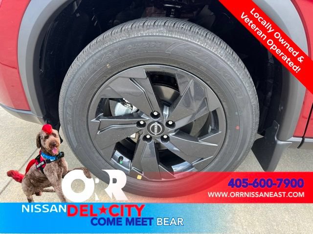 New 2026 Nissan Rogue SV FWD image 9