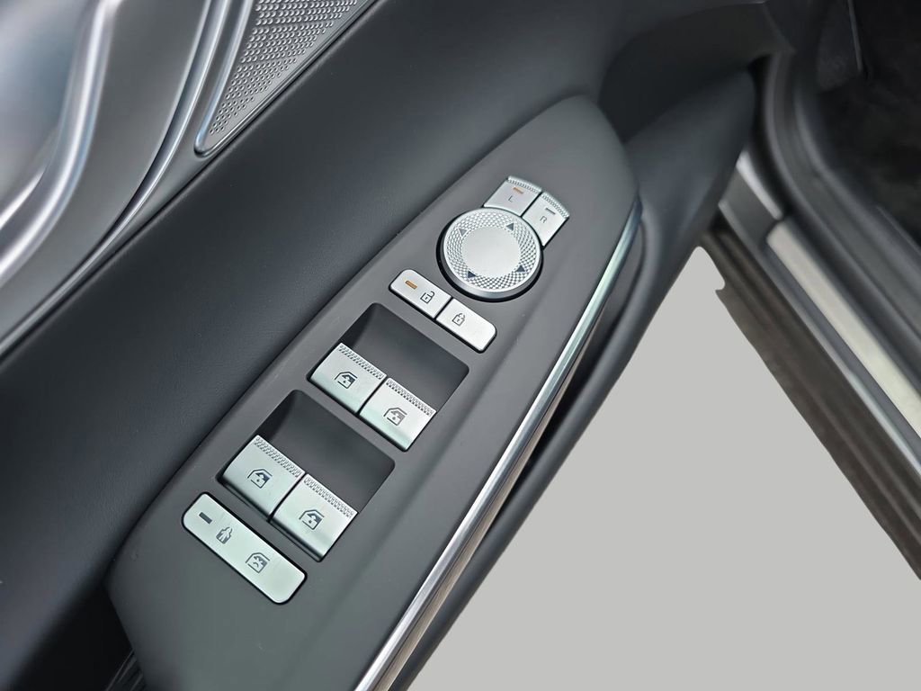New 2026 Genesis GV70 2.5T AWD/4WD image 16
