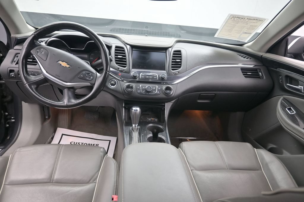 Used 2018 Chevrolet Impala Premier FWD image 17