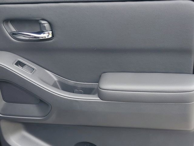 New 2026 Nissan Frontier SV w/ Tow Package RWD image 28