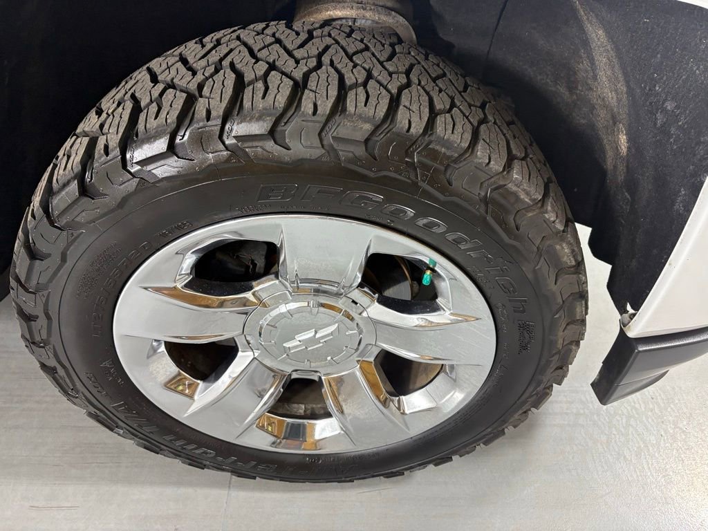 Used 2016 Chevrolet Silverado 1500 LT w/ LT Convenience Package image 12