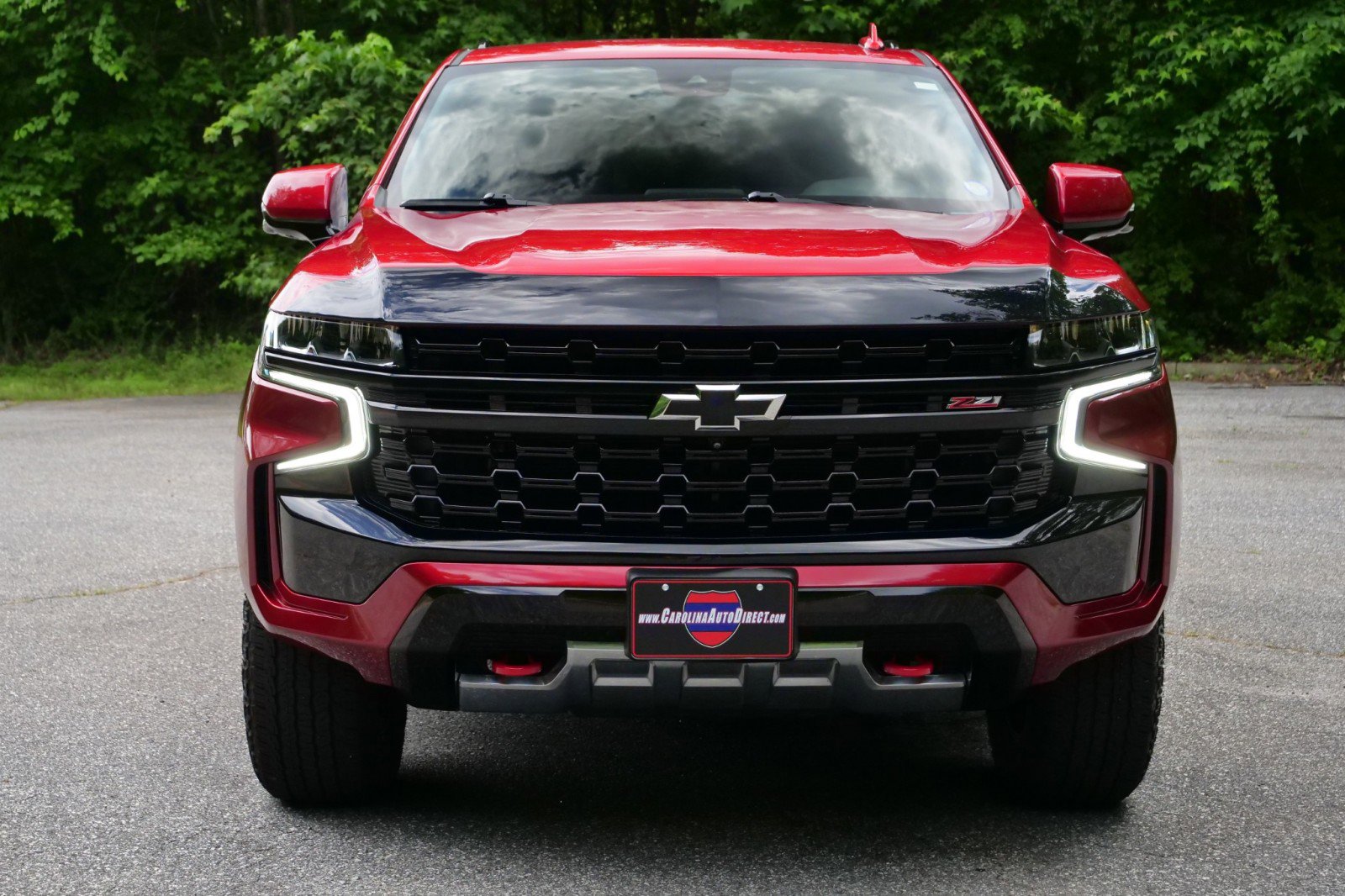 Used 2023 Chevrolet Tahoe Z71 w/ Luxury Package AWD/4WD image 5