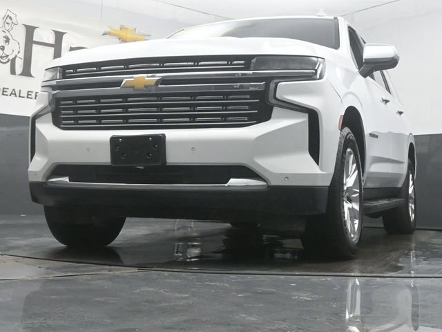 Used 2023 Chevrolet Suburban Premier image 4
