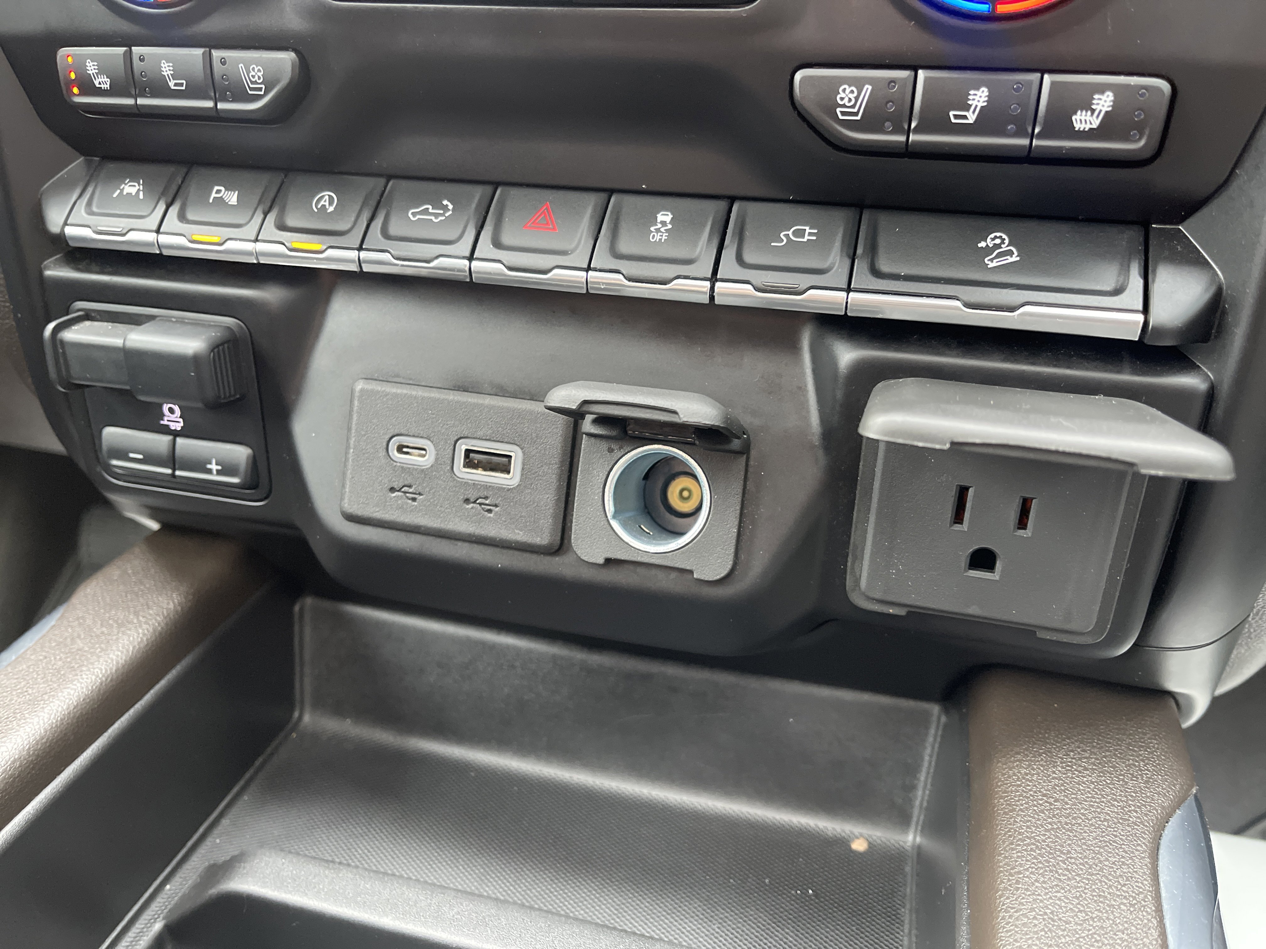 Used 2021 Chevrolet Silverado 1500 LTZ w/ Safety Package II image 35