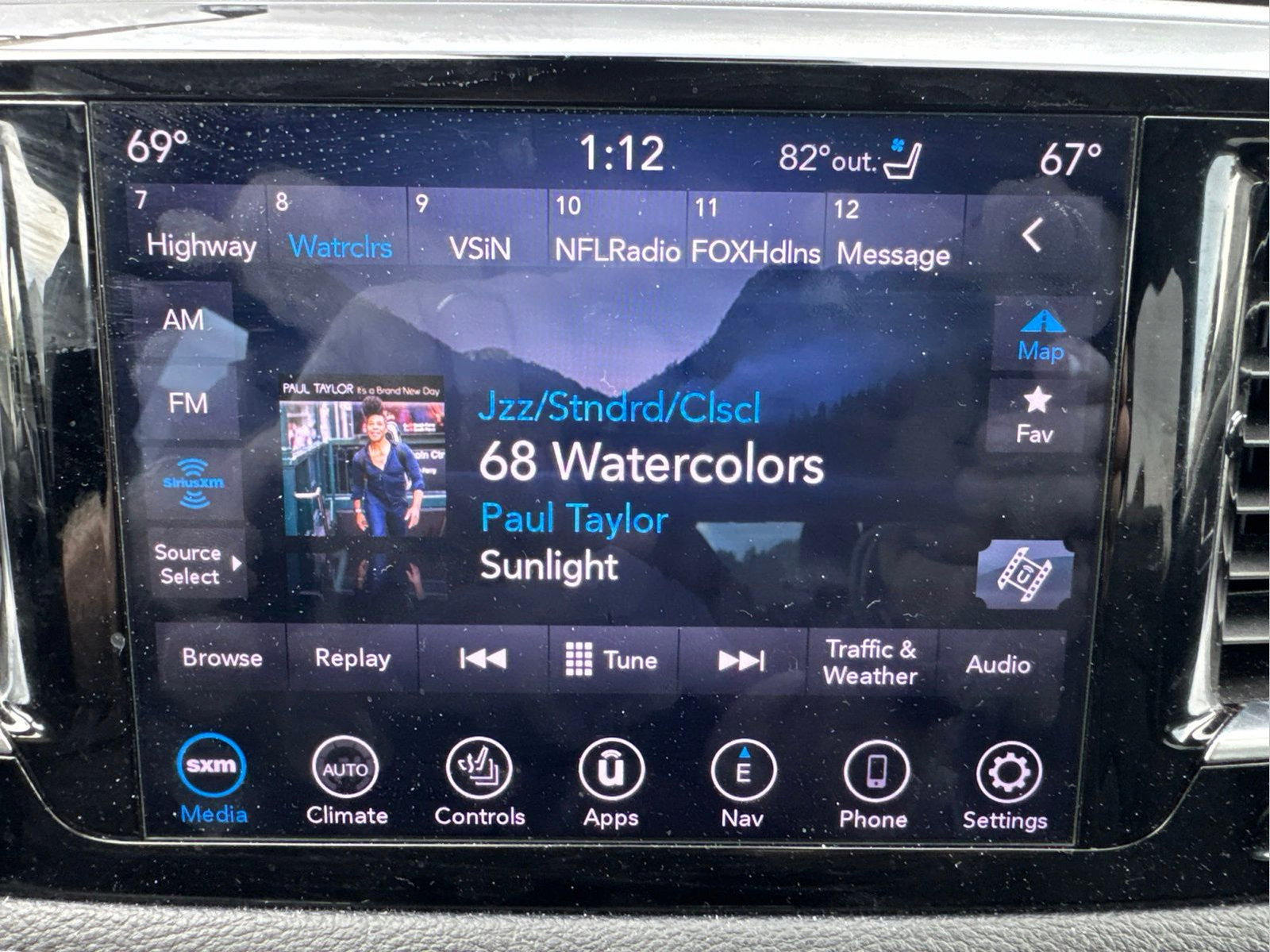 Certified 2020 Chrysler Pacifica Limited FWD image 27
