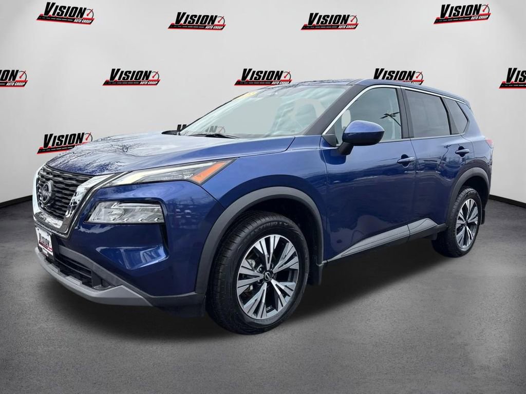 Used 2023 Nissan Rogue SV image 1