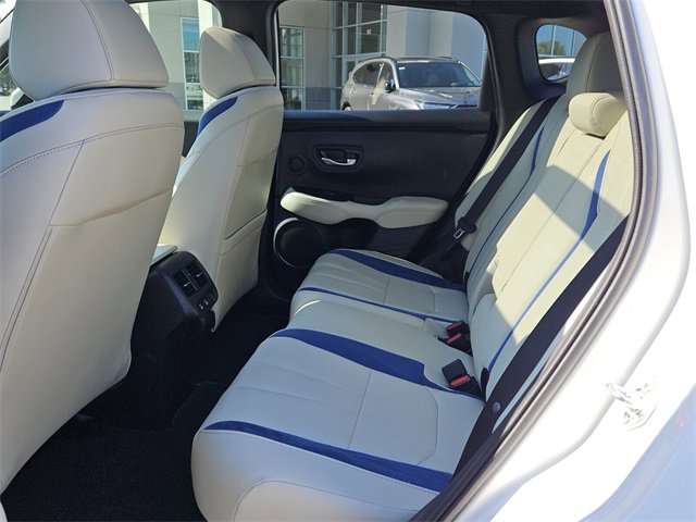 Certified 2025 Acura ADX A-Spec image 4