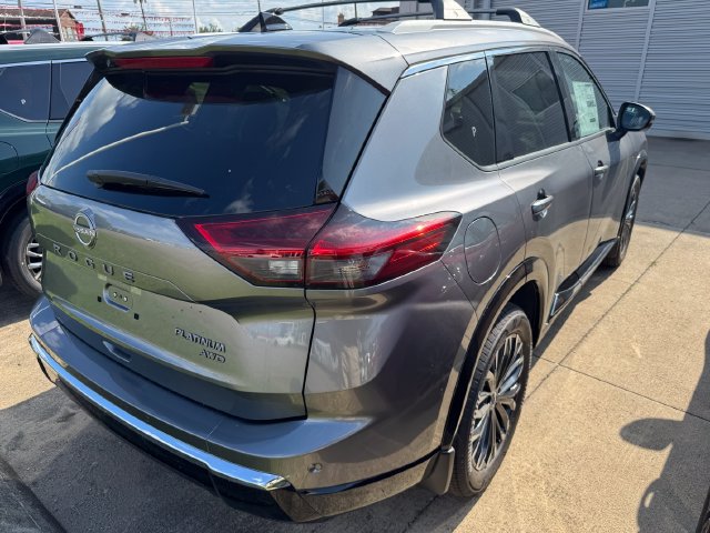 New 2026 Nissan Rogue Platinum AWD/4WD image 2