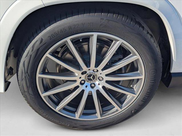 New 2025 Mercedes-Benz GLS 580 4MATIC image 9