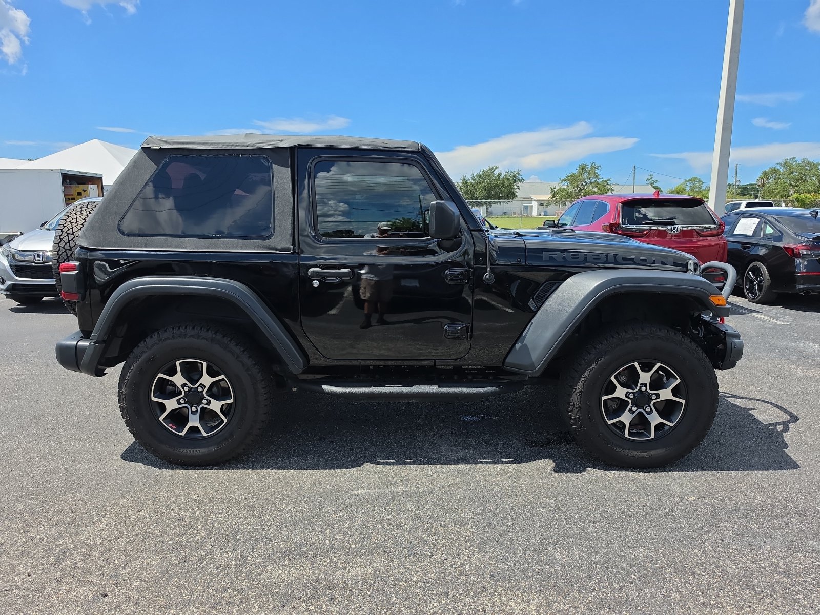 Used 2018 Jeep Wrangler Rubicon AWD/4WD image 3