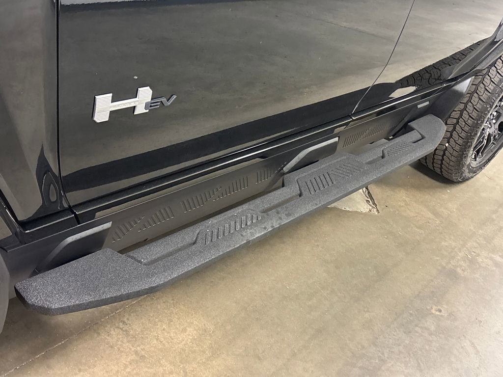 New 2026 GMC Hummer EV SUV image 13