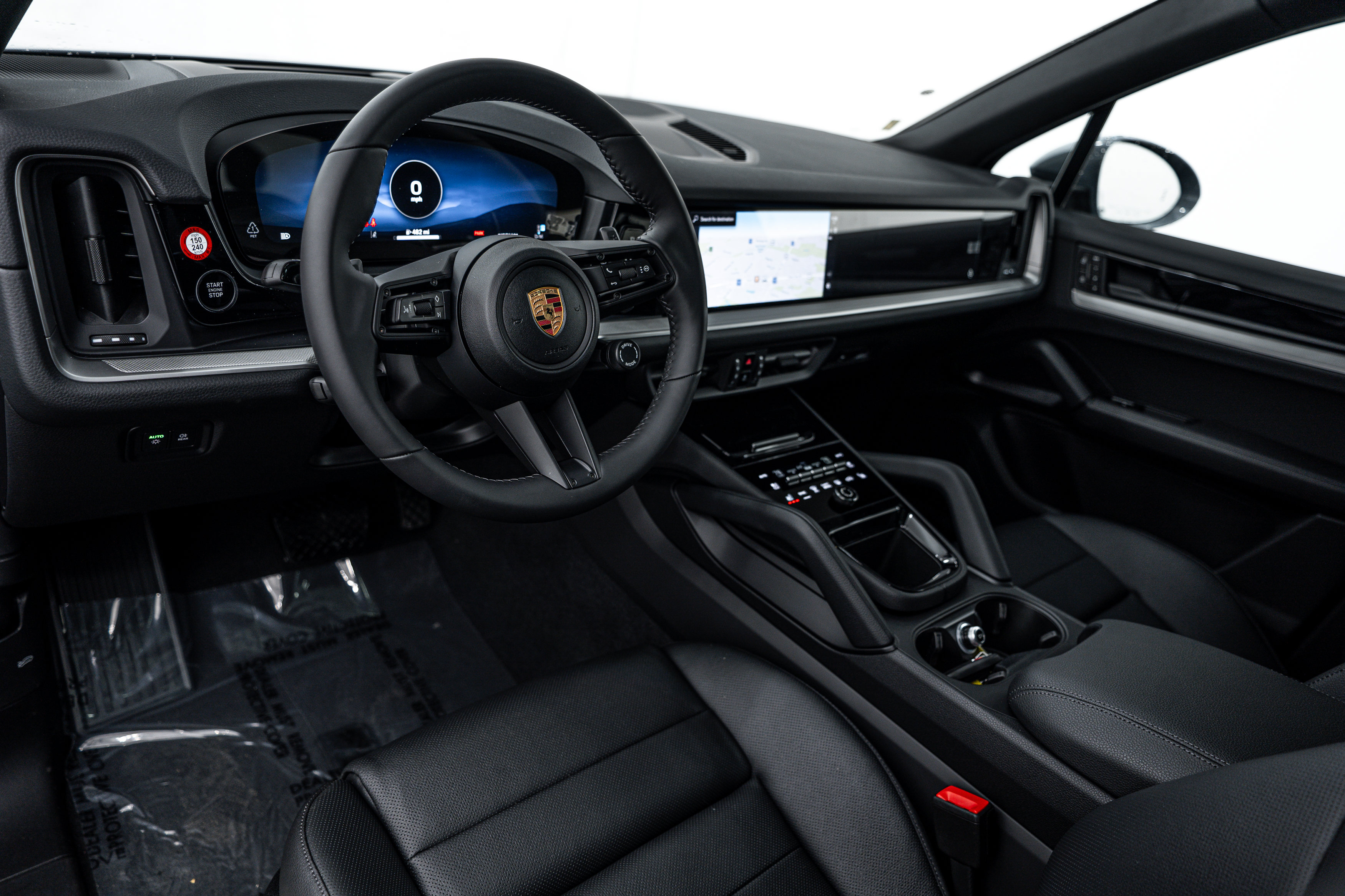 Certified 2026 Porsche Cayenne AWD/4WD image 4