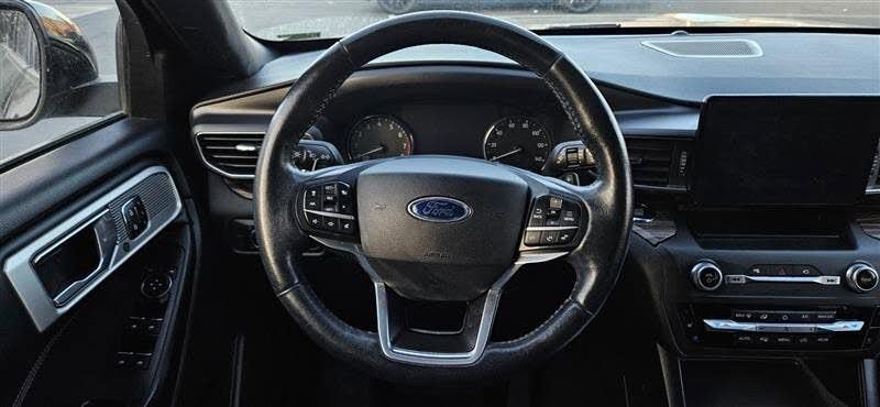 Used 2020 Ford Explorer Limited w/ Class III Trailer Tow Package image 10