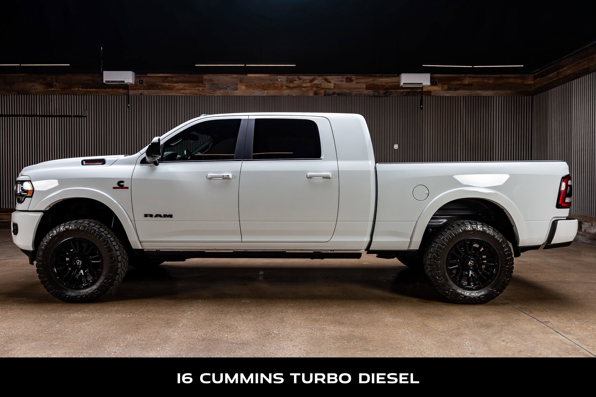 Used 2022 RAM 2500 Limited w/ Night Edition image 6