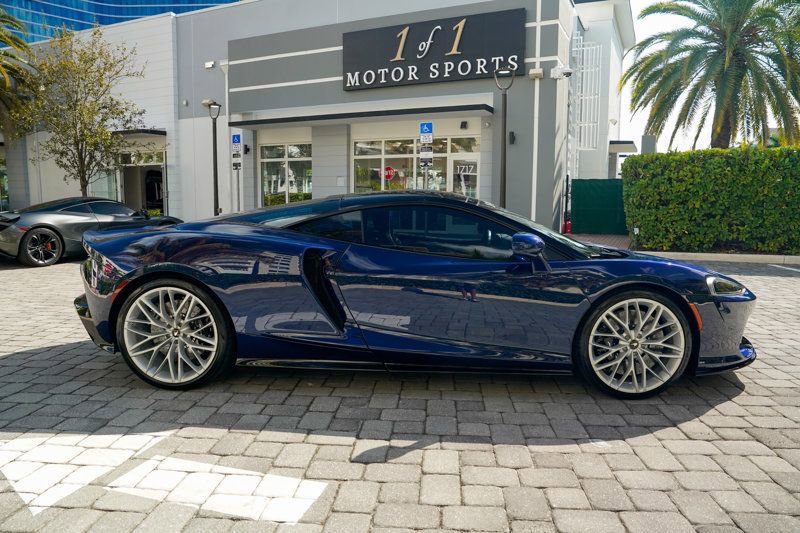 Used 2023 McLaren GT image 32