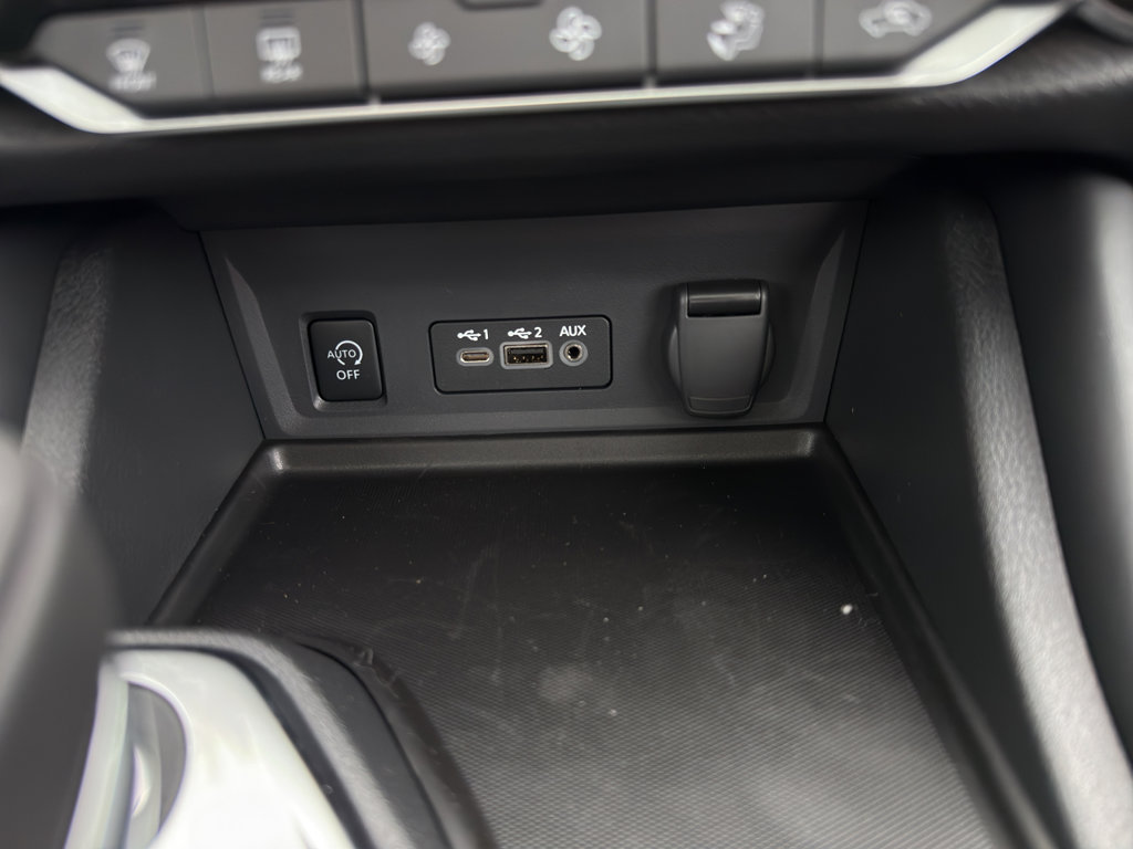 New 2025 Nissan Sentra SR image 20