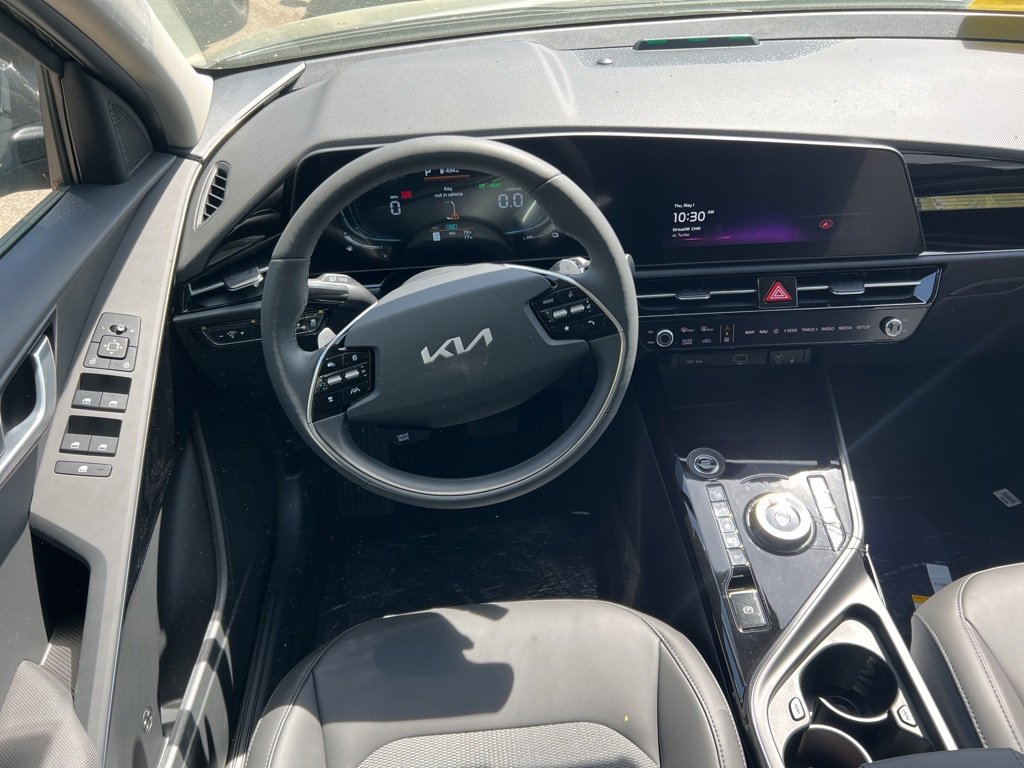 New 2025 Kia Niro EX w/ EX Cold Weather Package image 10
